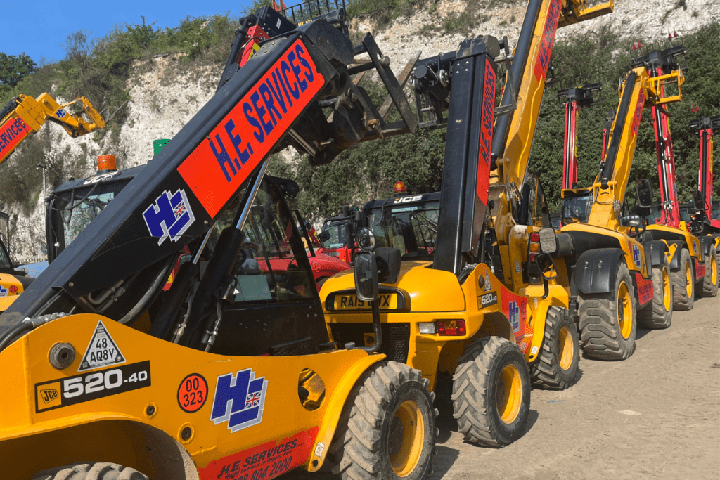 Hire a JCB with H. E. Services