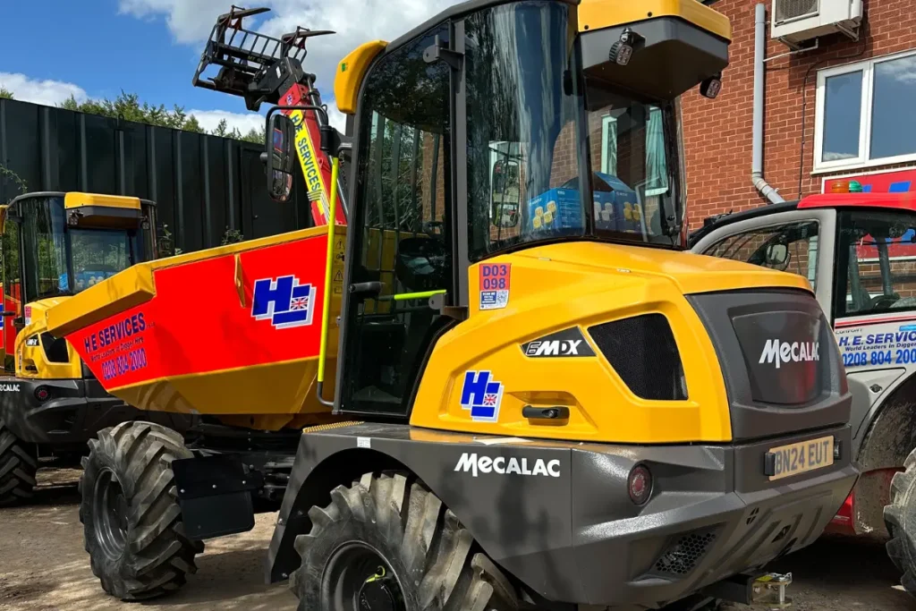 Swivel Cabbed Dumper