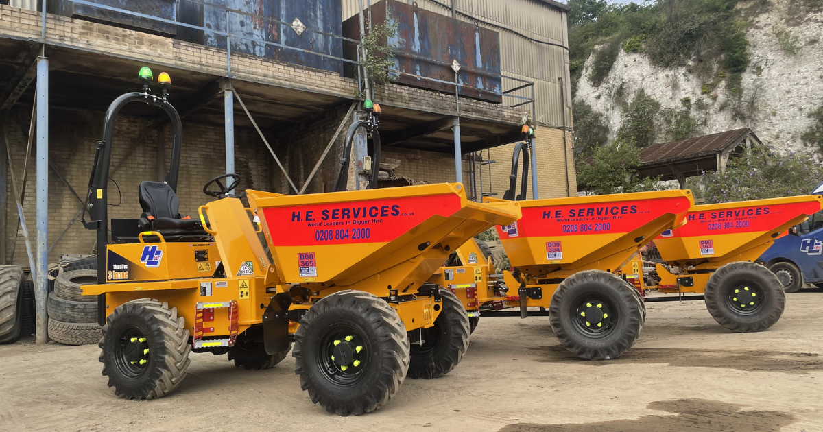 Swivel Cabbed Dumper Hire vs Traditional Dumpers: Which Is Right for Your Project?