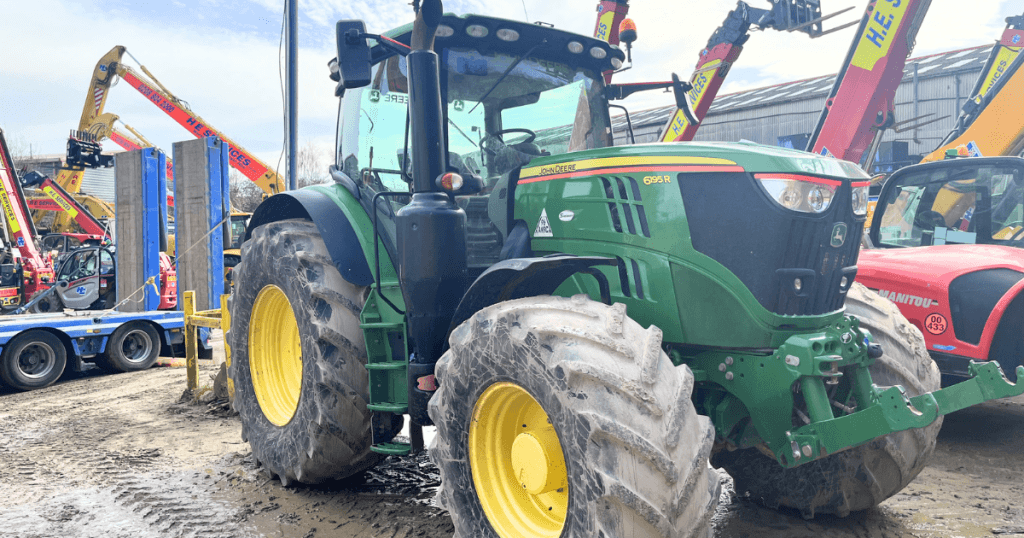 Hire-a-John-Deere-Tractor-Why-the-John-Deere-6R-Is-Still-One-of-the-Best-Tractors-on-the-Market