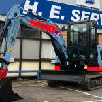 Why More Contractors Are Choosing to Hire an Electric Digger